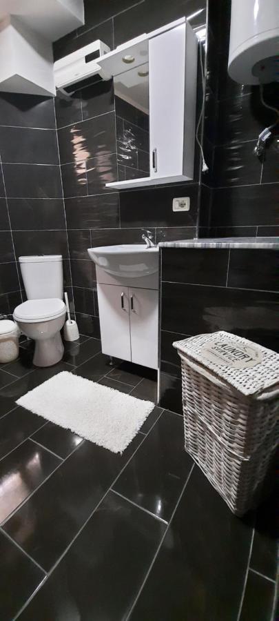 Apartament Clara Permet Lägenhet Exteriör bild