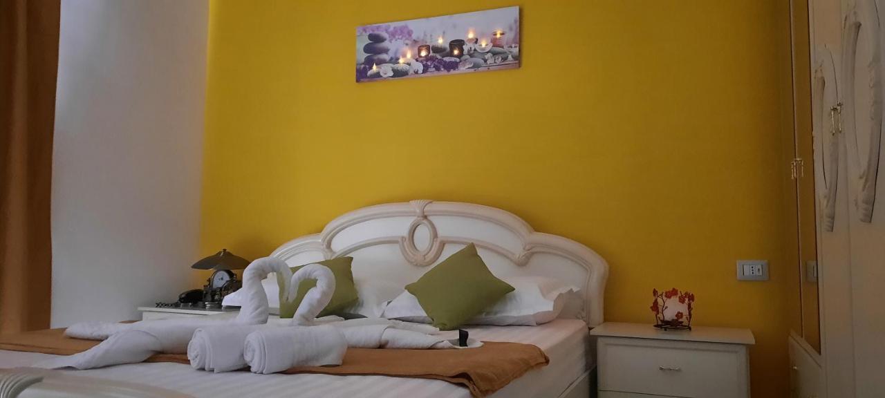 Apartament Clara Permet Lägenhet Exteriör bild